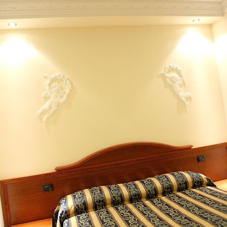 Guest House Galaxy Rome Buitenkant foto