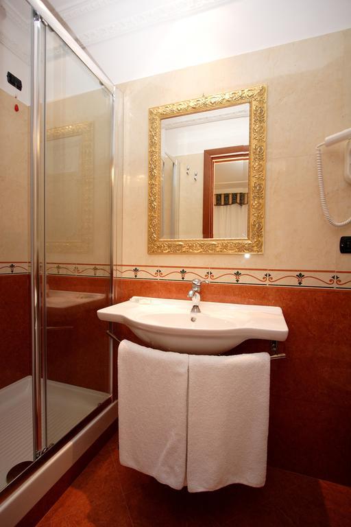 Guest House Galaxy Rome Buitenkant foto