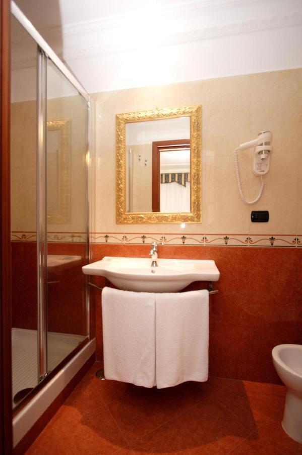 Guest House Galaxy Rome Buitenkant foto